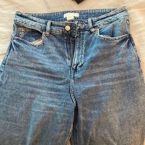 H&M High Rise Waist Mom Jeans - Perfect Condition!